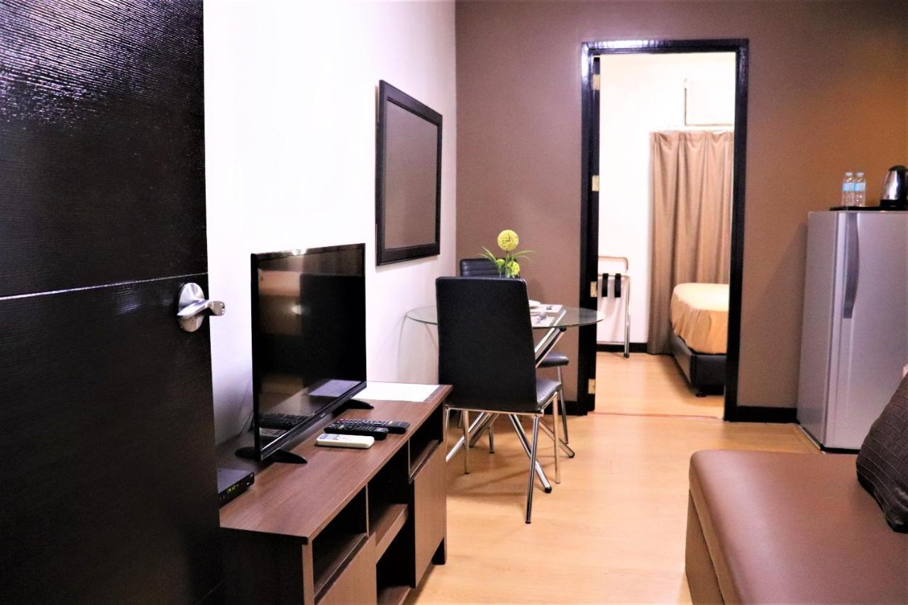 The Studio 18 Residences Manila Luaran gambar